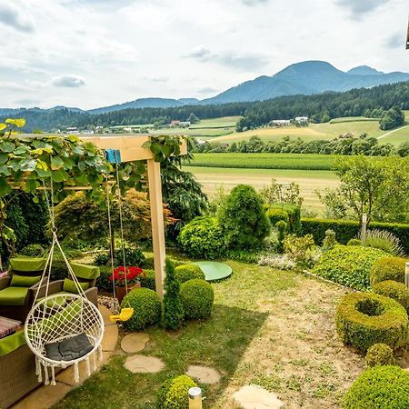 Relax & Beautiful View Apartment Slovenj Gradec Bagian luar foto