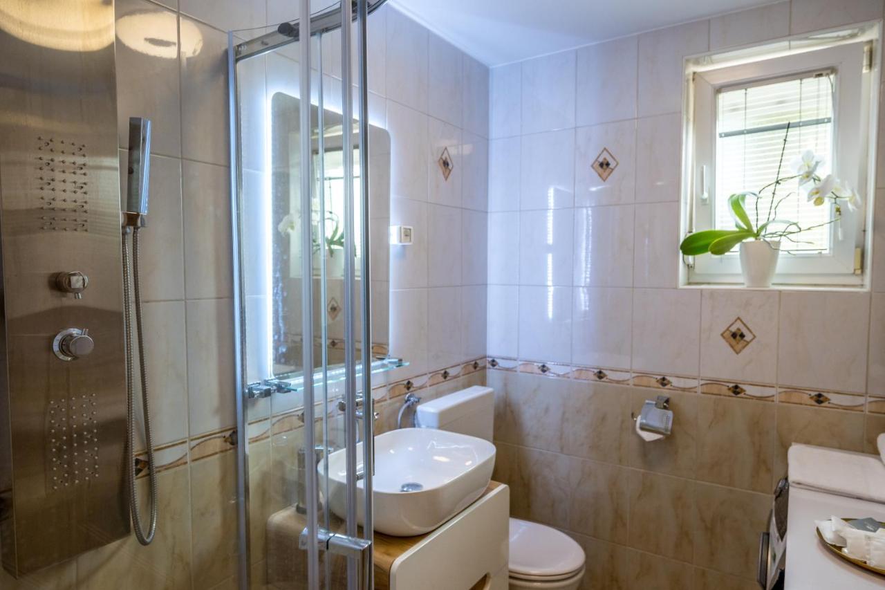 Relax & Beautiful View Apartment Slovenj Gradec Bagian luar foto