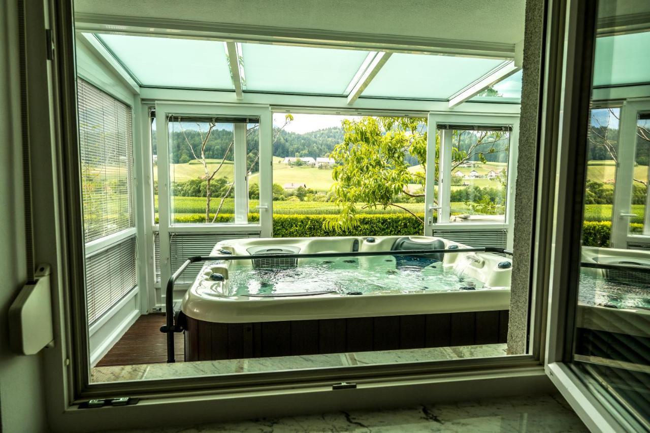 Relax & Beautiful View Apartment Slovenj Gradec Bagian luar foto